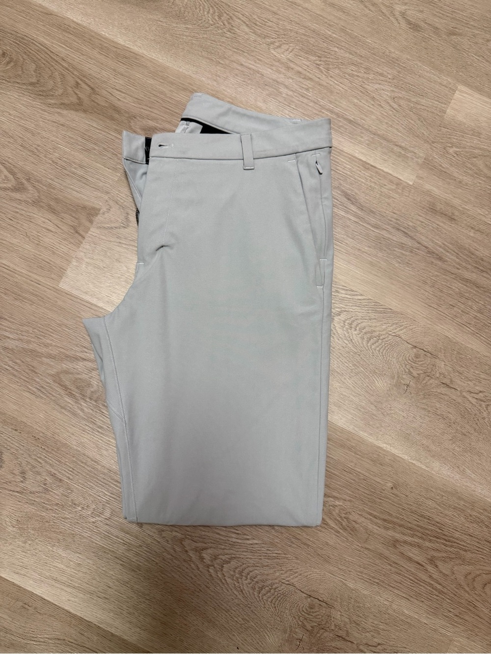 Lululemon Commission Pant - Light Gray - Size 33